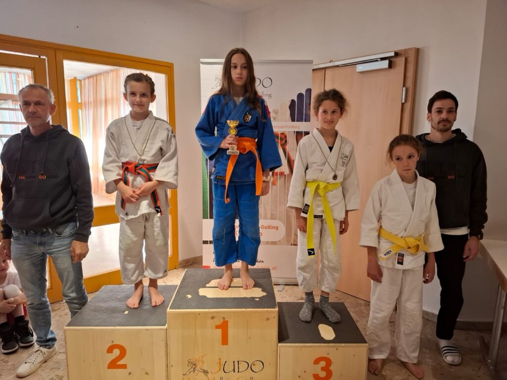 U12 -32kg